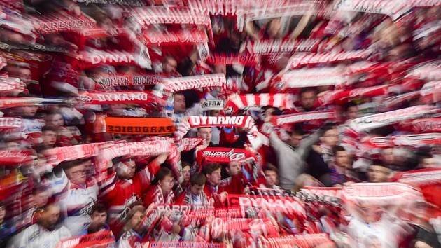 Vstupenky na čtvrtfinále extraligy: Jaké ceny nasadilo Dynamo?
