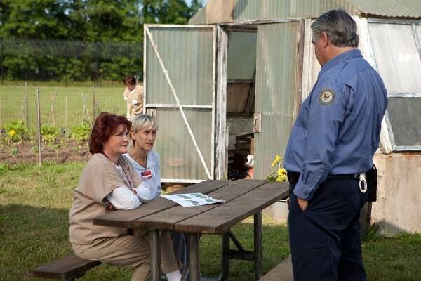 Orange Is the New Black - Předstírej, dokud to půjde - Z filmu - Kate Mulgrew, Constance Shulman