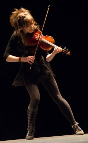 Soubor:Lindsey Stirling.jpg – Wikipedie
