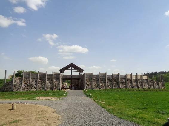 Keltský archeoskanzen v... - Skanzen