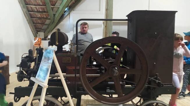 Muzeum Žďár nad Metují - zemědělská a hasičská technika | ZŠ a MŠ Bukovice