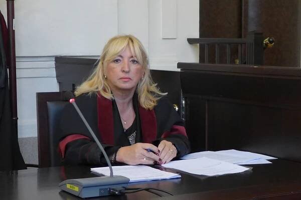 Po zásahu ÚOOZ padla první obvinění, policie prohledala i kancelář pražské žalobkyně