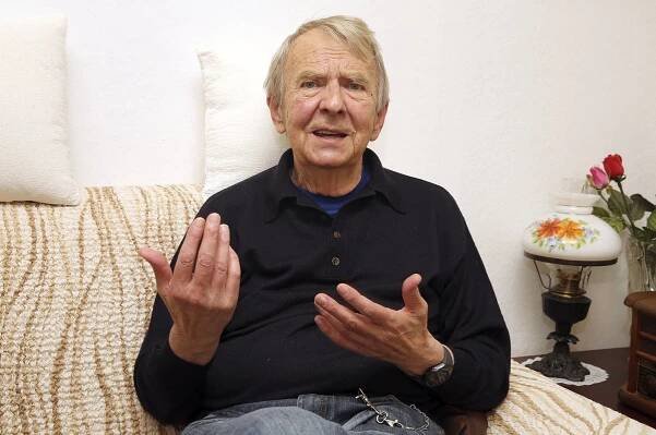 Zemřel moderátor Pavel Lukeš (†77), legenda československé televize!