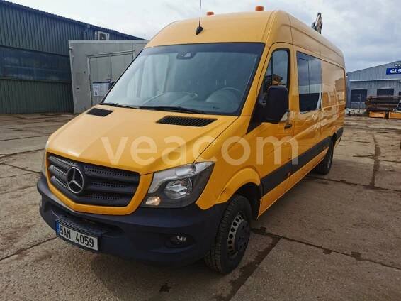 MERCEDES-BENZ SPRINTER