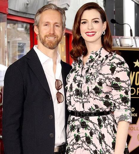 Anne Hathaway Appears to Have Given Birth to Baby No. 2: Pics