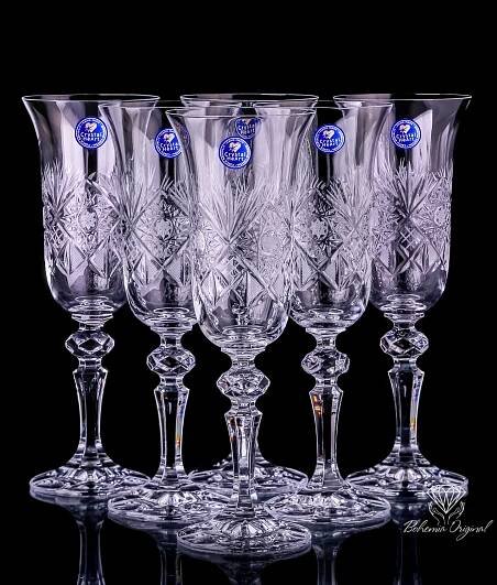 Handcrafted Bohemian Traditional Crystal Champagne Glasses – Exquisite Czech Craftsmanship 150ml