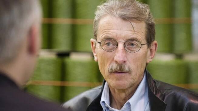 Dvůr Králové řeší s majitelem Juty spor o příjezdovou cestu k nové čističce