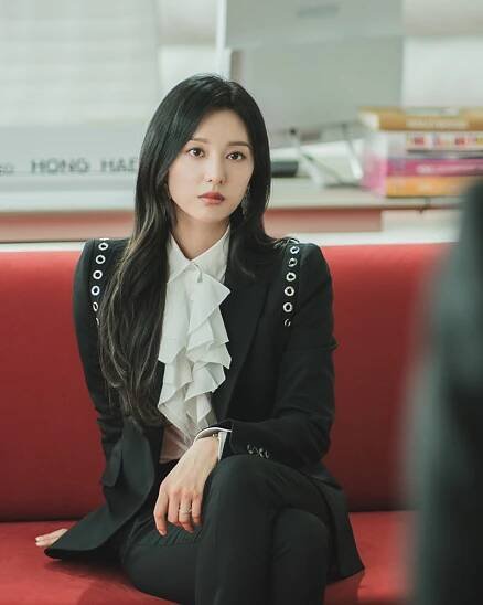 All the fabulous outfits Kim Ji-won wore as Hong Hae-in in Netflix’s ‘Queen of Tears’