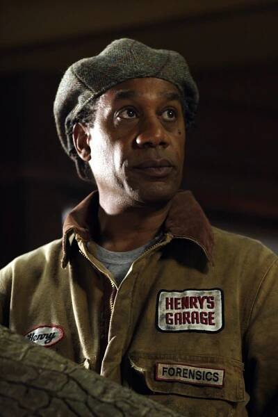 Heuréka – město divů - Spiklenci - Z filmu - Joe Morton