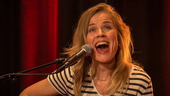 The Common Linnets eindigt tweede in finale Songfestival - Qmusic