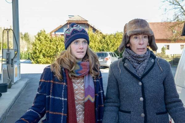 4 ženy a pohřeb - Schandgold - Z filmu - Miriam Stein, Adele Neuhauser