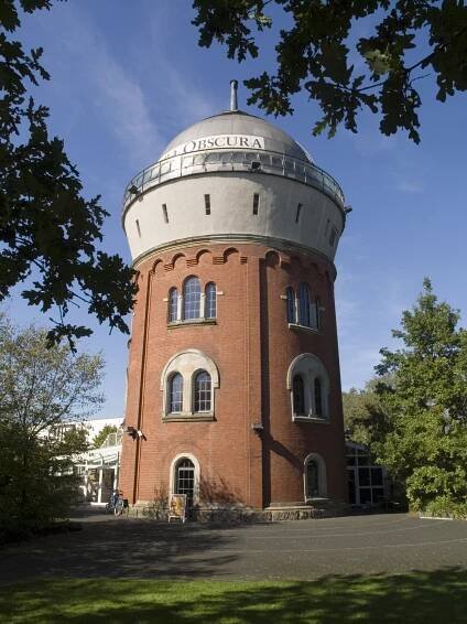 Soubor:NRW, Mulheim an der Ruhr, MuGa-Park, Camera Obscura.jpg – Wikipedie