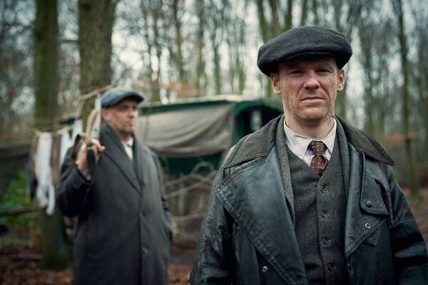 Brian Gleeson - Gangy z Birminghamu - Černé kočky - Promo
