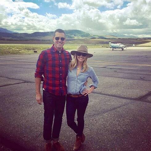 Reese Witherspoon Shares Cute Anniversary Post for Her 'Wonderful Husband' Jim Toth