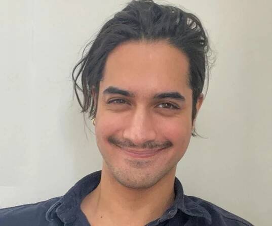 Avan Jogia Biography - Facts, Childhood, Family Life & Achievements