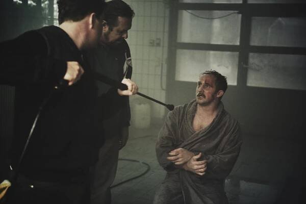 Vítejte v Hindafingu - Schwarze Kassen - Z filmu - Andreas Giebel, Maximilian Brückner