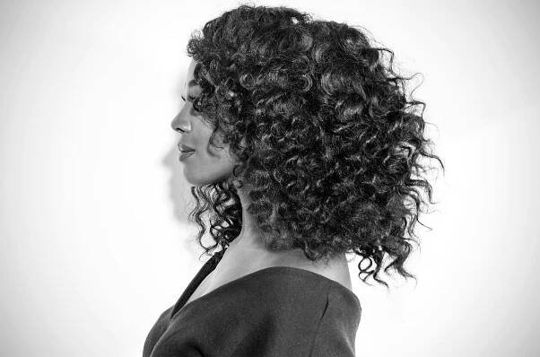Deborah Ayorinde : jwdikkers