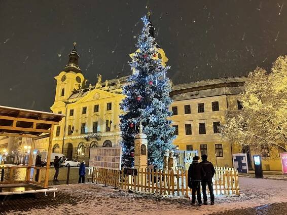 Trhy, betlémy i dopisy Ježíškovi. Advent v Písku pokračuje v zajetých kolejích