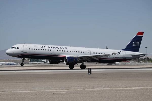 Soubor:N165US Airbus A321 US Airways (9067835820).jpg – Wikipedie