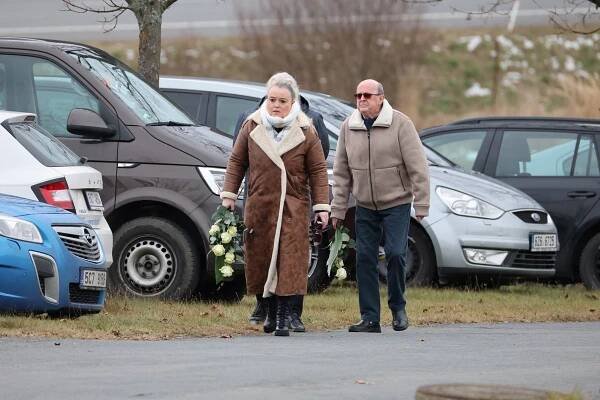 Pohřeb Heleny Zeťové (†44): Nad rakví v kostele se loučili Kerndlová, Mareš či Baroš