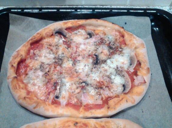 Recept: Pizza capriccioza - žampionová