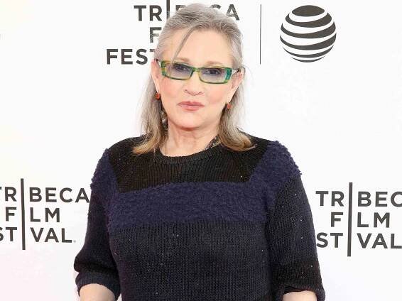 Carrie Fisher Suffers Heart Attack