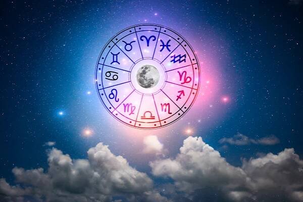 Horoskop na listopad: Panny se mají zaměřit na budoucnost, Ryby nenechat zlákat
