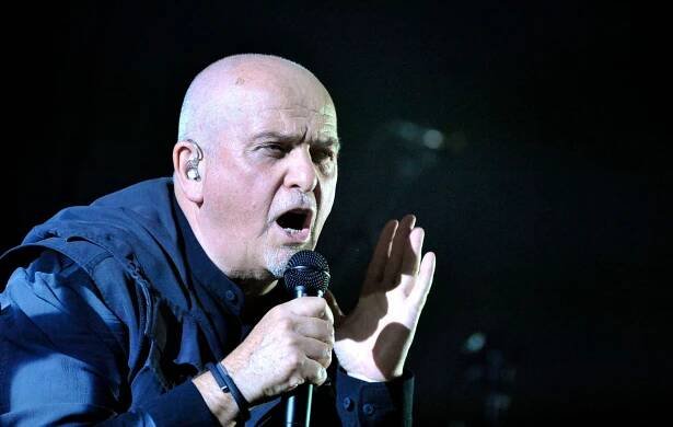 Britským festivalům se nedaří přivážet hosty. Bude z nás zbrexitovaná rovina, varuje Peter Gabriel