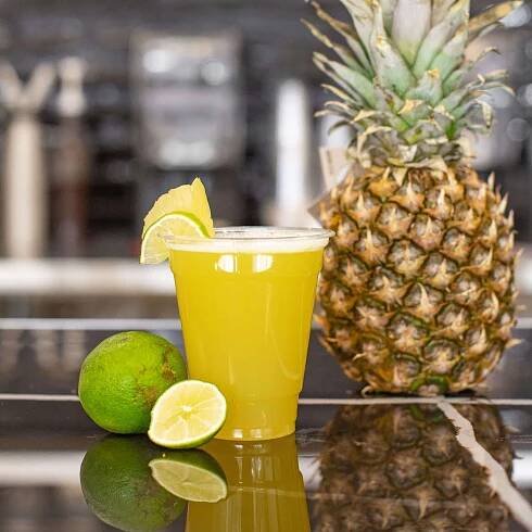 Apple Berries Juice Bar