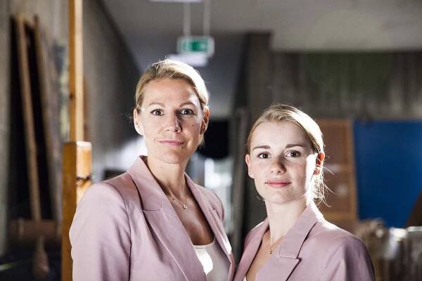 16 über Nacht! - Promo - Sophie Schütt, Anna Hausburg