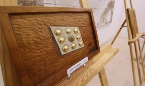 FOTO: V Litoměřicích vystavují dřevěné plastiky jubilanta Tibora Kováče