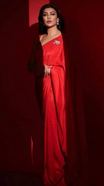 Sushmita Sen’s steal-worthy saree looks that make a strong style statement