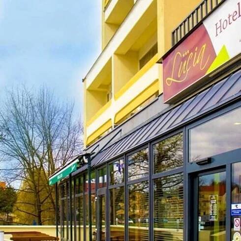 Hotel LUCIA Veselí nad Lužnicí | Hotely.cz