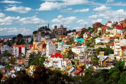 Levné lety do Antananariva od 26 292 Kč v roce 2024