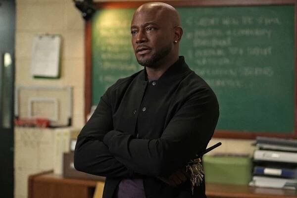 All American -- “Feel It In The Air” -- Image Number: ALA509b_0101r -- Pictured: Taye Diggs as Billy Baker