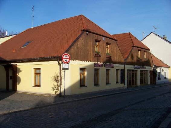 Martina Tománková - Penzion U Anny Šmejdířky, Nymburk