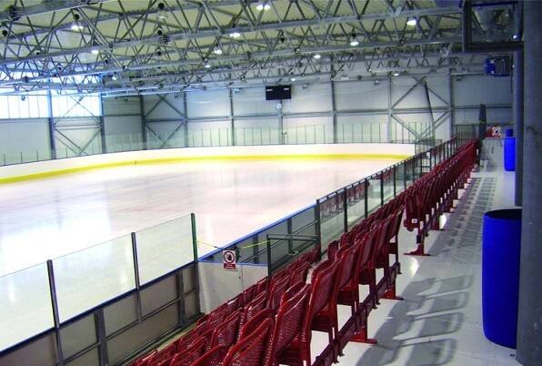 Zimní stadion Ostrov | BAU-STAV a.s.