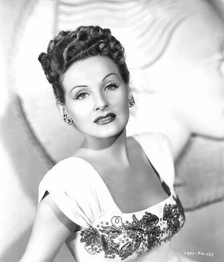 Constance Moore - Earl Carroll Vanities - Promo