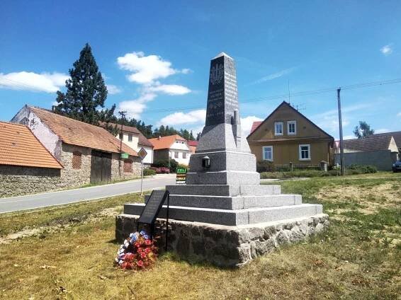 Pomník padlým v 1. světové válce v Hrejkovicích | Drobné památky 