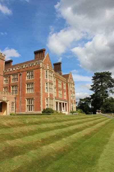 Benenden: Leading UK Independent Boarding and Day School for Girls