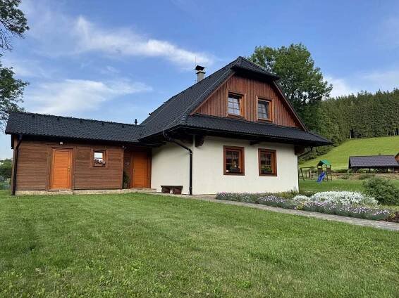 Valachy chata, pronájem chalupy Velké Karlovice - ubytování Beskydy, 9618 - ID 9618