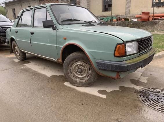 Škoda 120