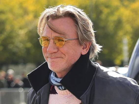 Daniel Craig rocks major style overhaul alongside wife Rachel Weisz - see his zany look