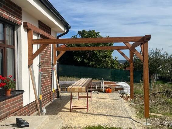 Pergola Litvínovice – střáňka – Střechy Dobra