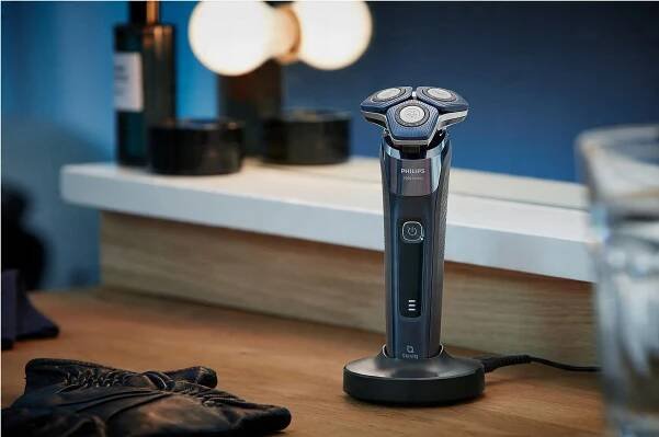 Holicí strojek Philips řady 7000