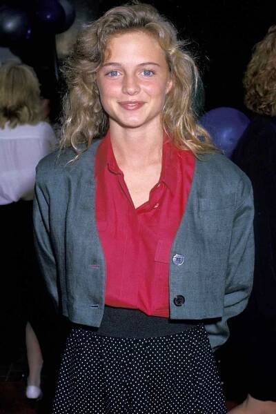 Heather Graham during Die Hard Los Angeles Premiere - July 12, 1988 at Avco Cinema in Los Angeles, California, United States. 
