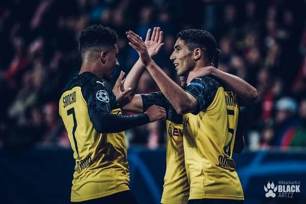 SLAVIA x DORTMUND 0:2 - LIGA MISTRŮ / fotogalerie zápasu