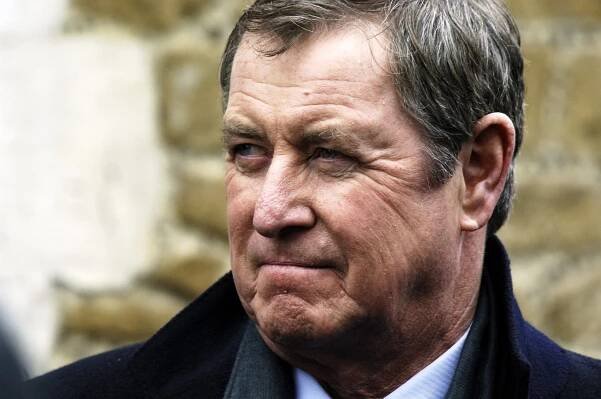 Vraždy v Midsomeru - Smrt na gilotině - Z filmu - John Nettles