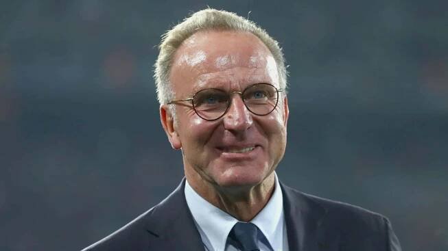 Karl-Heinz Rummenigge Bayern München Versus Crvena Zvezda Wallpaper
