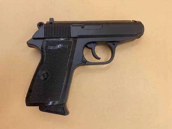 Zapalovač Pistole Walther PPK + pouzdro za 946.00CZK - Allegro